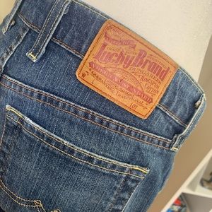 EUC Lucky Brand Jeans 28 Long